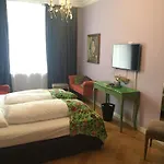 Отель In